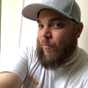 Meet your Posher, Benjamin